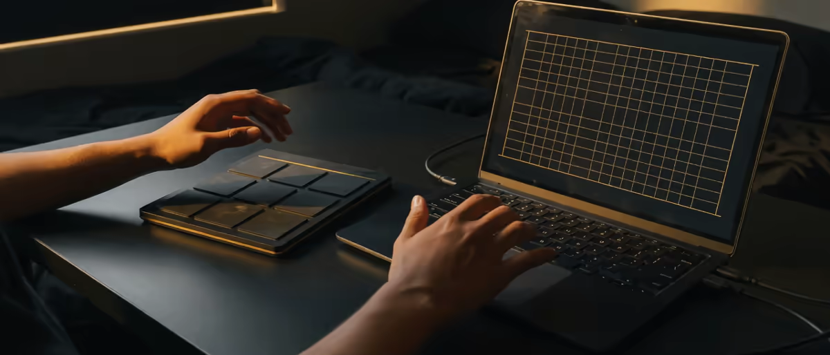 Suno o FL Studio para principiantes 2026: caja de prompts o DAW
